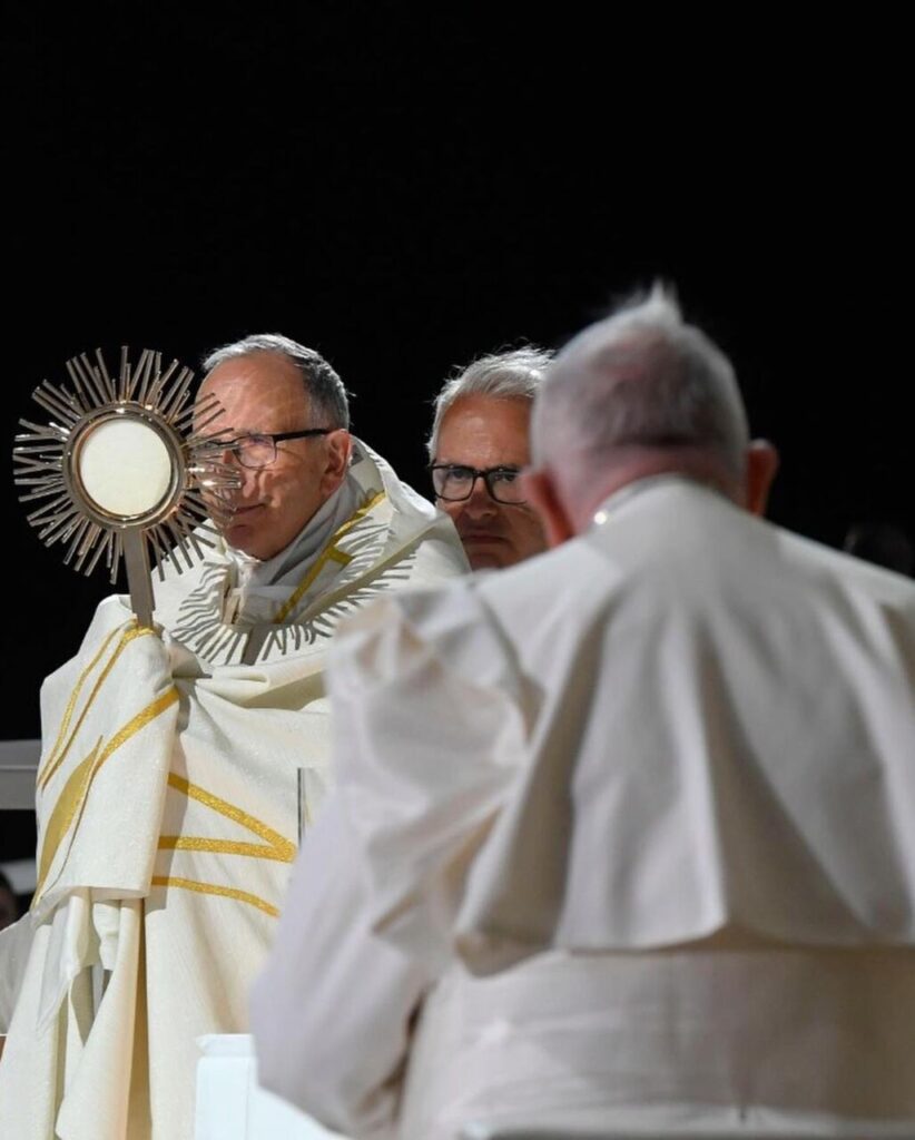 ‘Caminhemos na esperança, olhemos para nossas raízes e sigamos adiante, sem medo!’ - Jornal O São Paulo