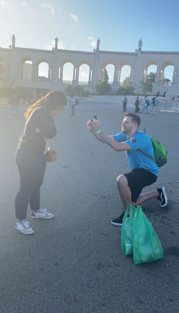 Jovens brasileiros se tornam noivos na JMJ Lisboa 2023 - Jornal O São Paulo