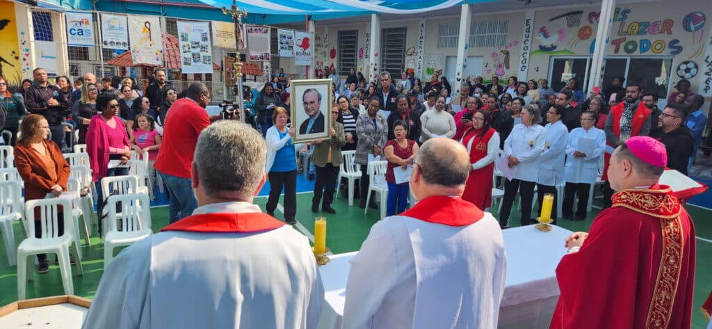 Dom Cícero realiza visita pastoral à Paróquia Imaculado Coração de Maria - Jornal O São Paulo