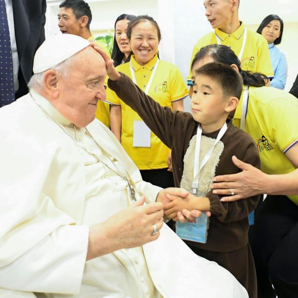 Na mensagem do Dia Mundial das Missões, Papa pede que cristãos sejam construtores da esperança - Jornal O São Paulo