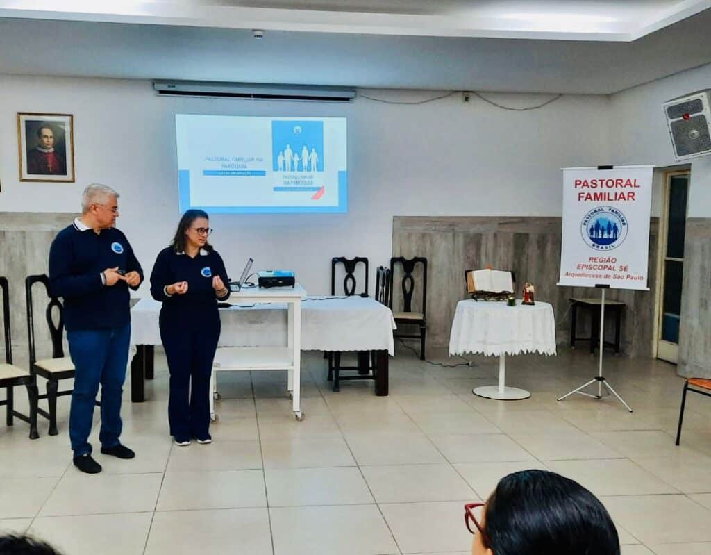 Famílias, crismas e ministros extraordinários são destaques na Sé - Jornal O São Paulo