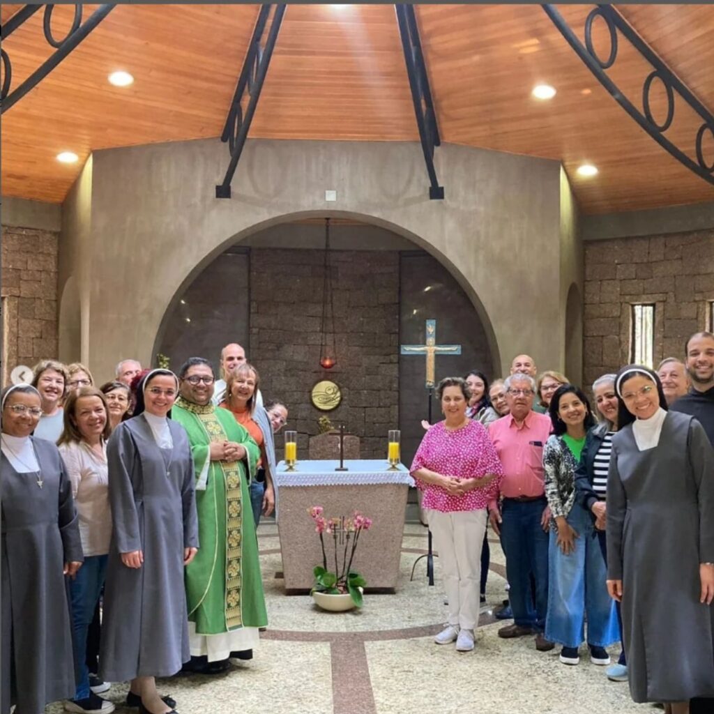 Famílias, crismas e ministros extraordinários são destaques na Sé - Jornal O São Paulo