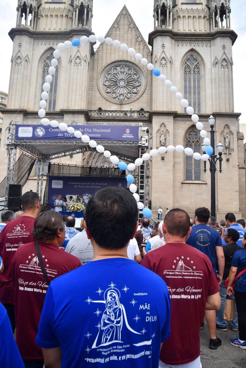 Terço dos Homens tem encontros semanais na Catedral da Sé aos sábados - Jornal O São Paulo