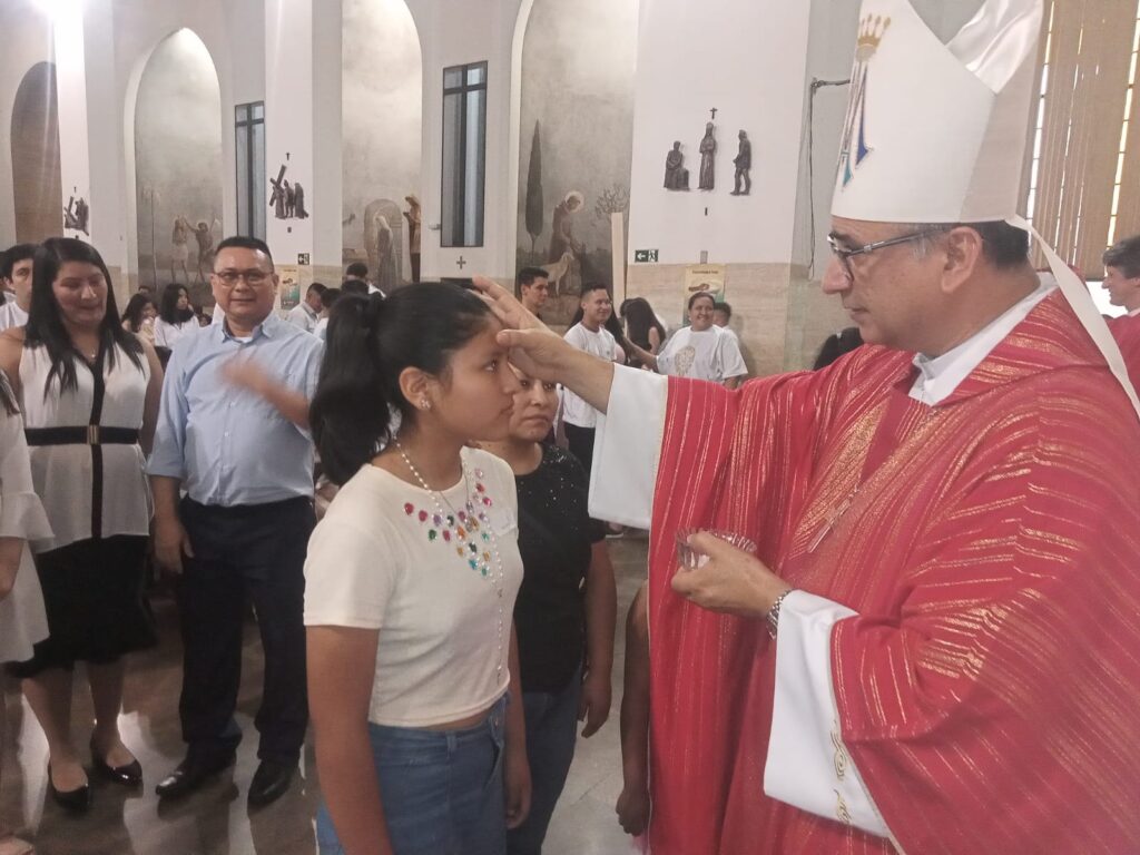 Formações, crismas e posse de padres são destaques na Região Sé - Jornal O São Paulo