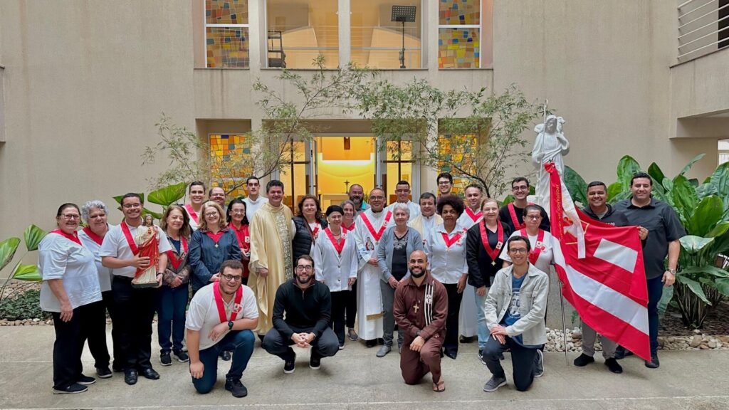 Formações, crismas e posse de padres são destaques na Região Sé - Jornal O São Paulo