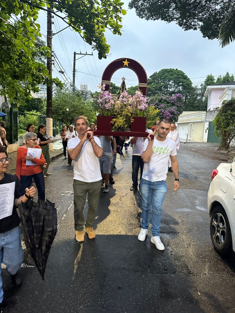 Devoções marianas e ações caritativas são destaque em paróquias da Região Sé  - Jornal O São Paulo