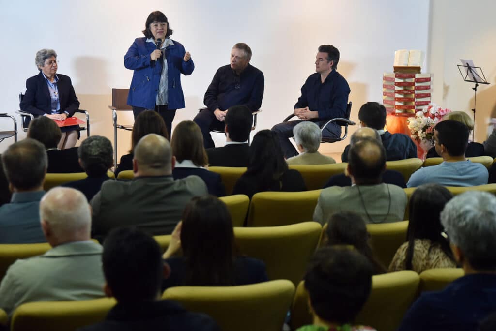 ‘A Bíblia’, nova tradução da Sagrada Escritura, é lançada pela Paulinas Editora - Jornal O São Paulo