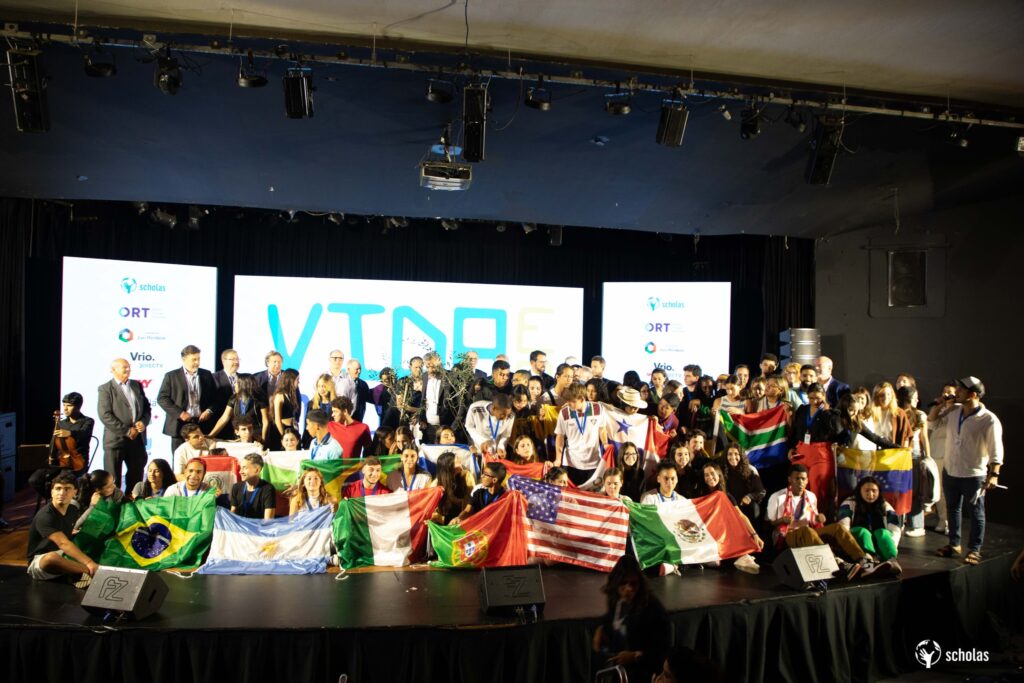 Em evento em SP, jovens de 25 países falam dos anseios por um mundo de paz - Jornal O São Paulo