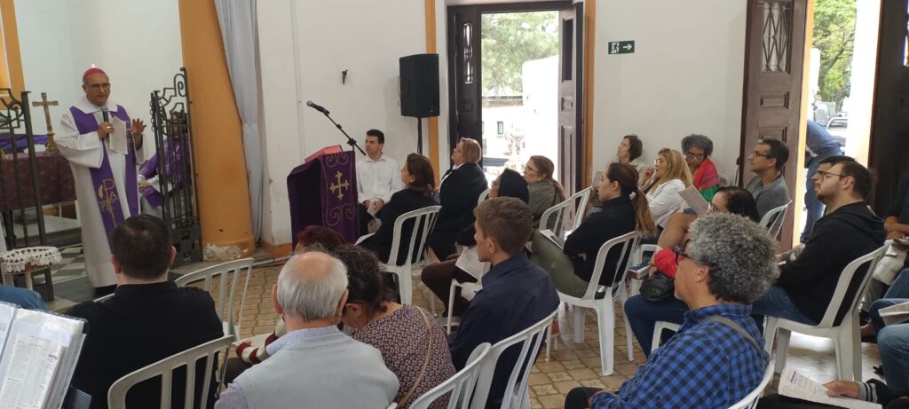 Sé: Nos cemitérios, celebrações eucarísticas e ampla ação pastoral marcam o ‘Dia de Finados’ - Jornal O São Paulo