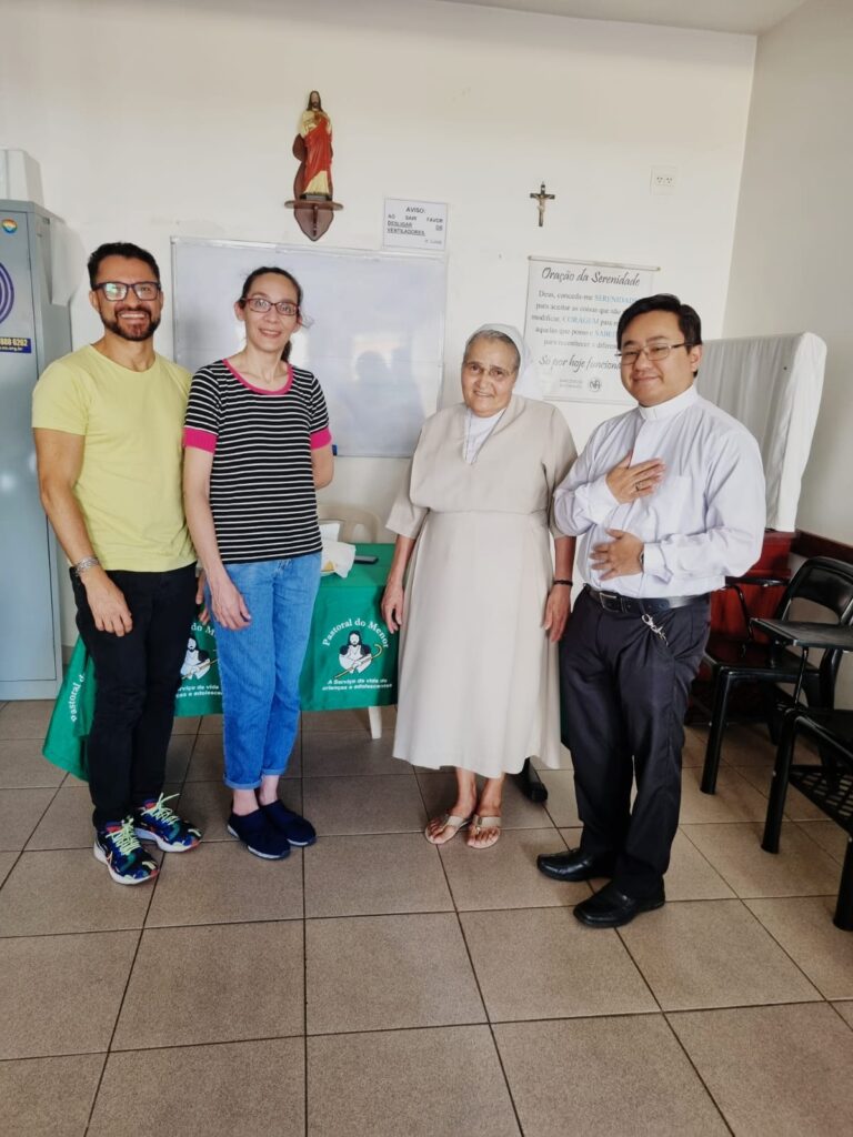 Dom Rogério preside missas em paróquias da Sé - Jornal O São Paulo