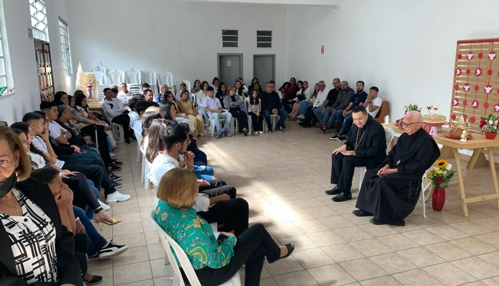 Dom Cícero faz visita pastoral à Paróquia Santa Rosa de Lima - Jornal O São Paulo