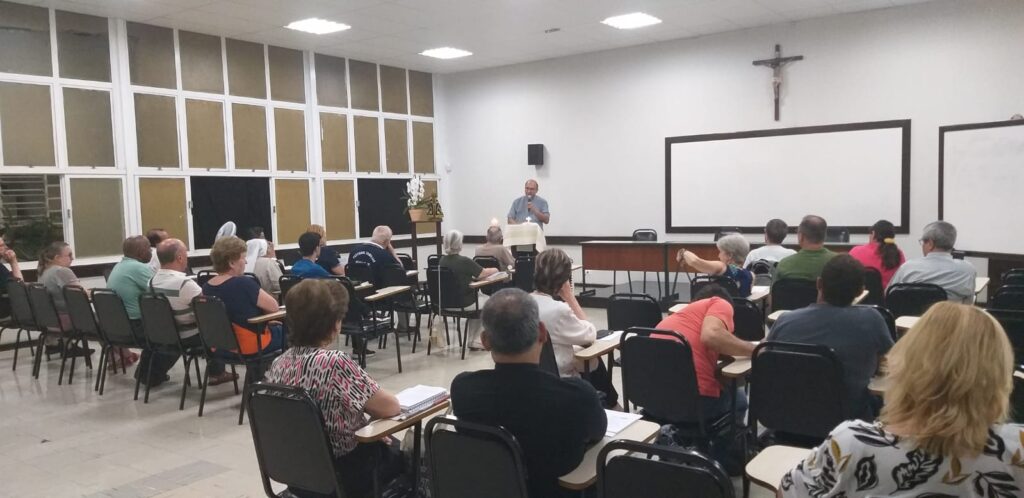 Formações e sacramentos da iniciação cristã em destaque na Sé - Jornal O São Paulo