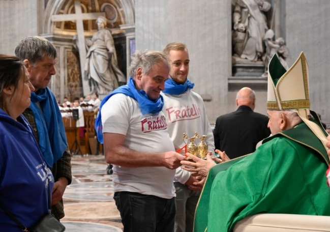 Papa Francisco: ‘A pobreza é um escândalo’ - Jornal O São Paulo