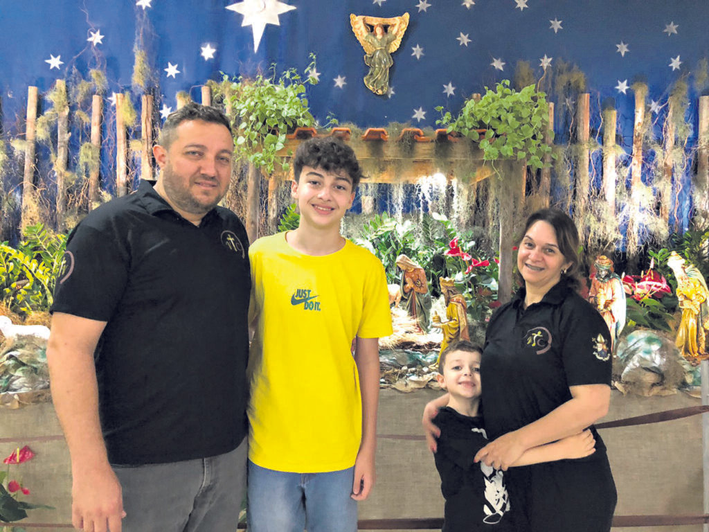 De pais para filhos: a preparação do Natal e a transmissão da fé no centro da celebração - Jornal O São Paulo