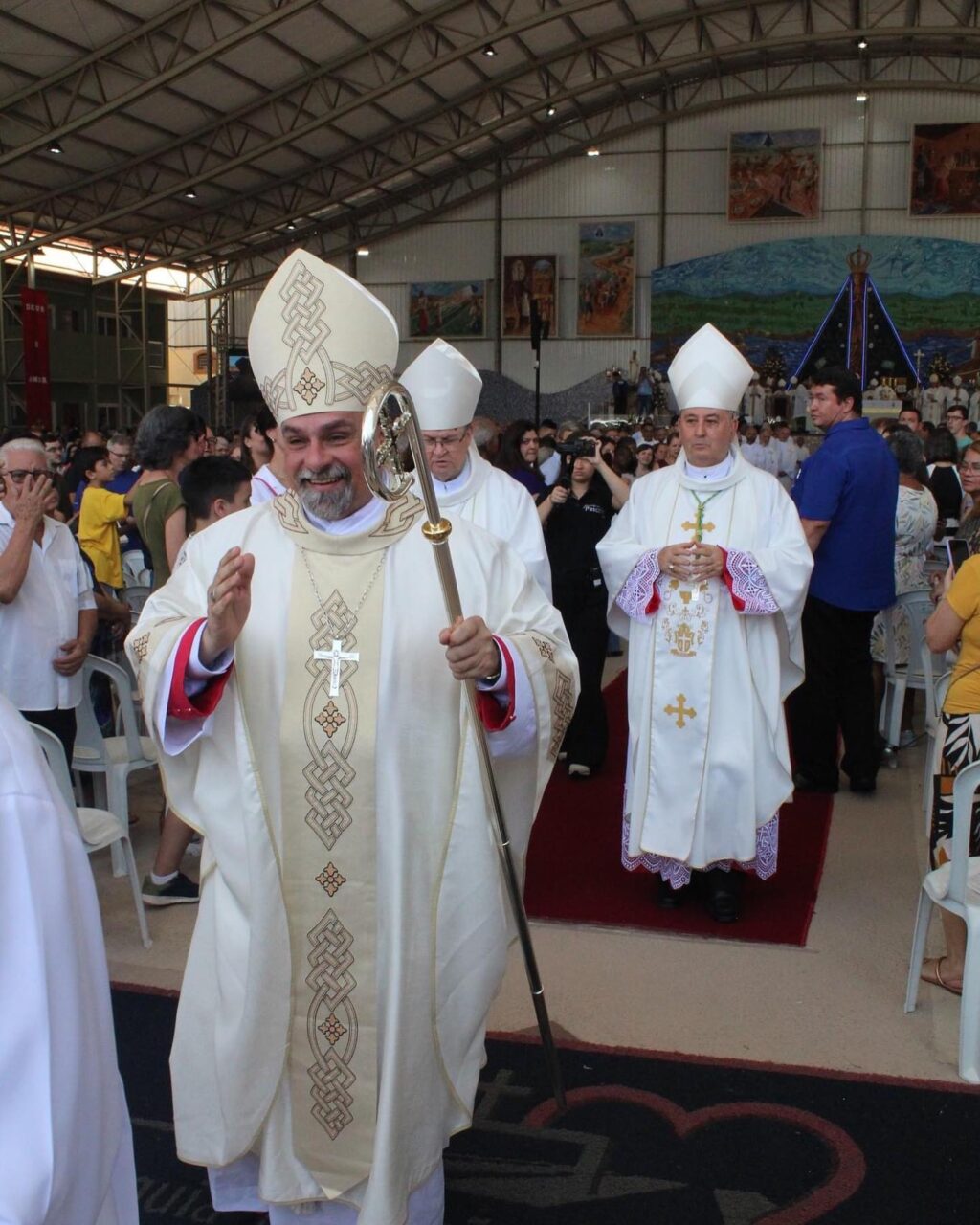 Dom Paulo Renato é ordenado Bispo - Jornal O São Paulo