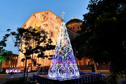 Em Aparecida, novena de Natal contempla o presépio na companhia dos santos - Jornal O São Paulo