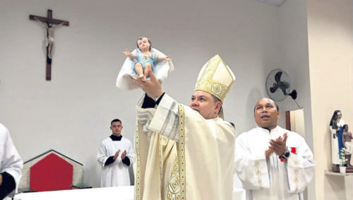 Dom Cícero preside missas do Tempo do Natal em paróquias da Região Belém - Jornal O São Paulo