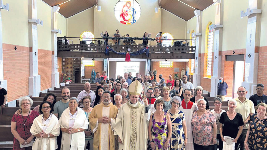 Dom Cícero preside missas do Tempo do Natal em paróquias da Região Belém - Jornal O São Paulo