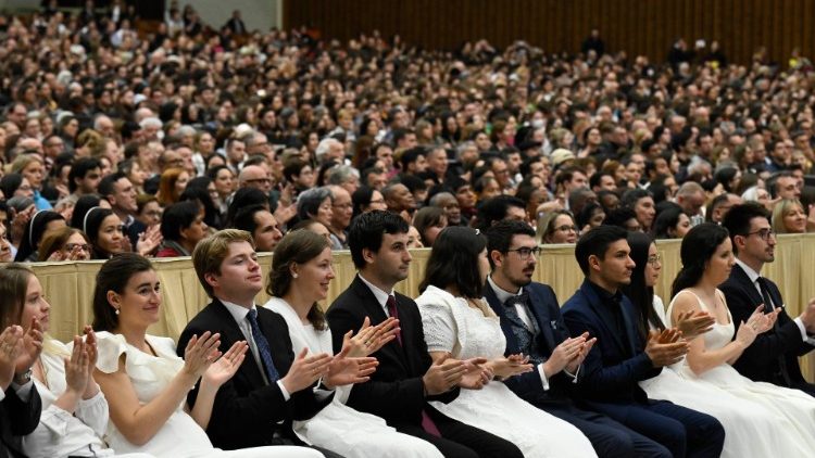 Papa Francisco: o verdadeiro amor não possui, se doa ao outro - Jornal O São Paulo