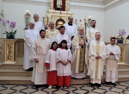 Dom Odilo dá posse a párocos e apresenta vigários paroquias na Lapa - Jornal O São Paulo