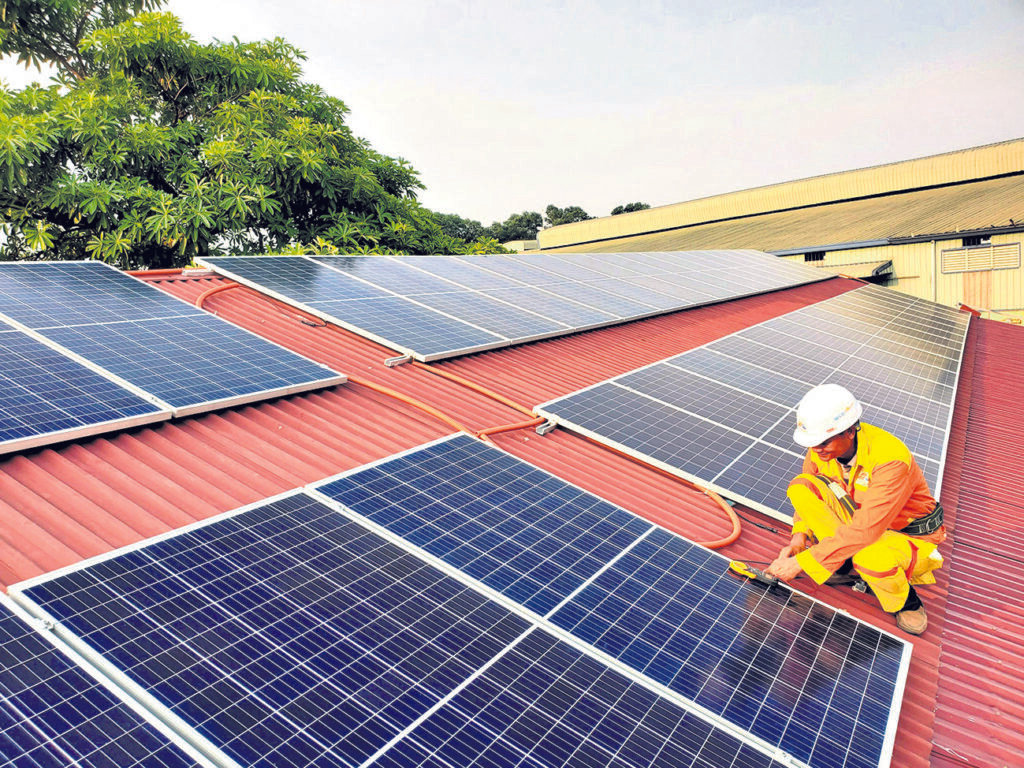 A descarbonização é uma das metas do setor industrial - Jornal O São Paulo