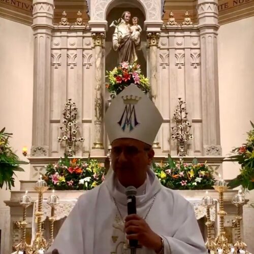 Na Sé, Dom Rogério se reúne com o clero e conduz missa do Domingo de Ramos - Jornal O São Paulo