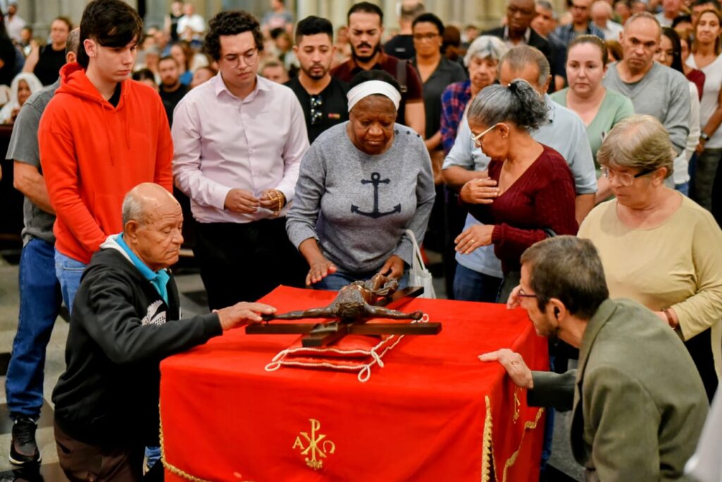 ‘Se a Paixão de Cristo acontecesse hoje, como nos posicionaríamos?’ - Jornal O São Paulo