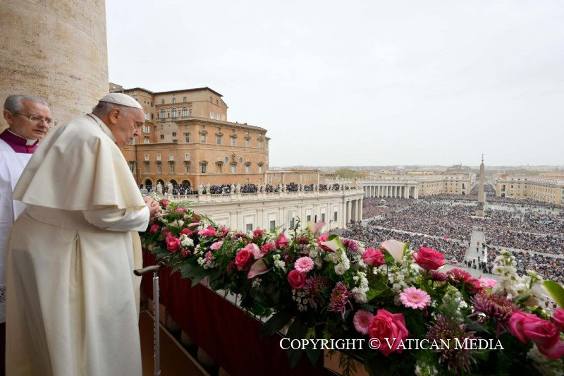 Na ‘Urbi et Orbi’, Francisco pede o fim das guerras e das violações de direitos - Jornal O São Paulo