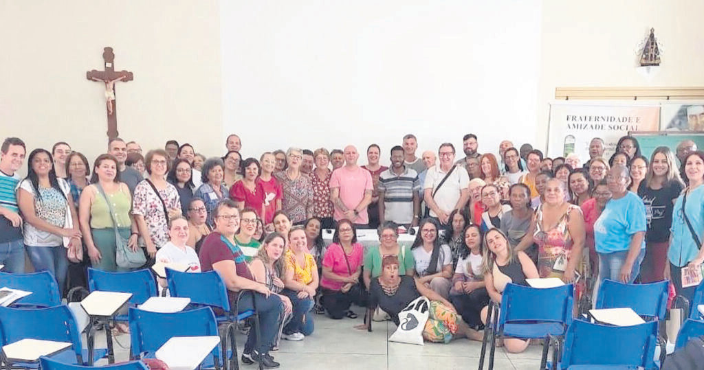 Dom Cícero preside Crismas e participa de eventos na Região Belém - Jornal O São Paulo