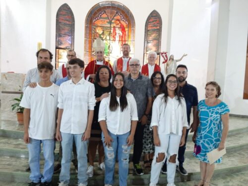 Dom Carlos Lema preside missa com crisma na Paróquia São Pedro Apóstolo - Jornal O São Paulo