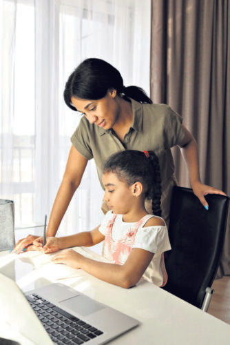 A relação entre pais e professores na escola: uma oportunidade de encontro* - Jornal O São Paulo