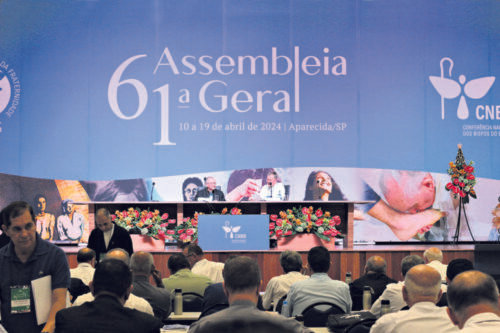 ‘A identidade e a missão da Igreja não é outra que evangelizar, ser sacramento de salvação do mundo’ - Jornal O São Paulo