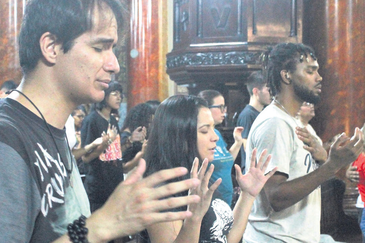 Leigos e clérigos participam de reuniões, celebrações e ações sociais na Região Sé - Jornal O São Paulo