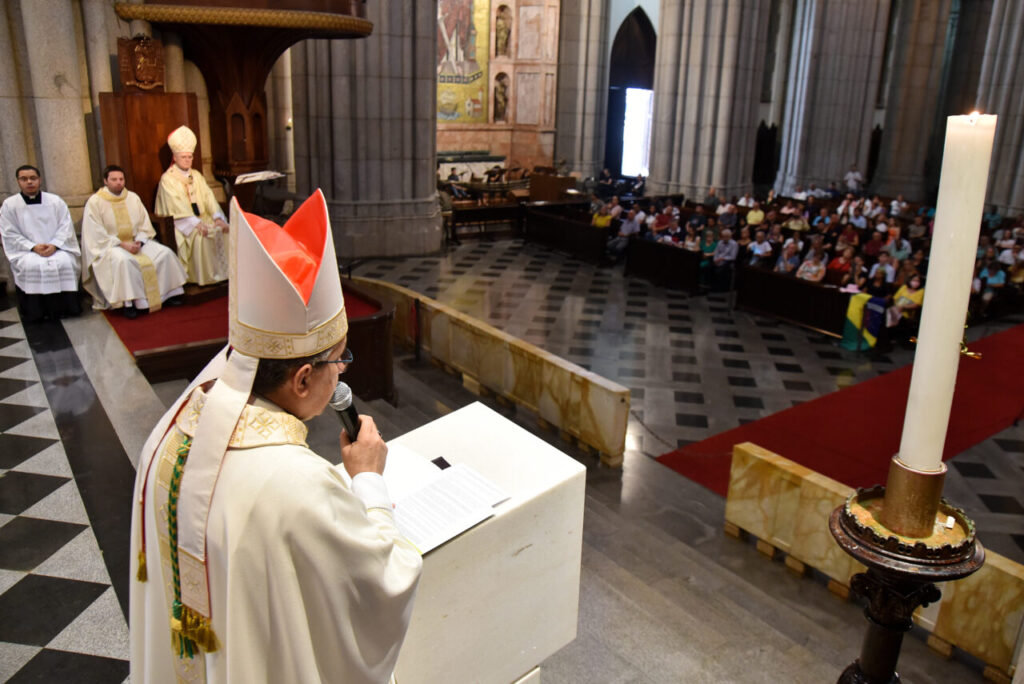 Dom Edilson Silva toma posse do ofício de Bispo Auxiliar da Arquidiocese - Jornal O São Paulo