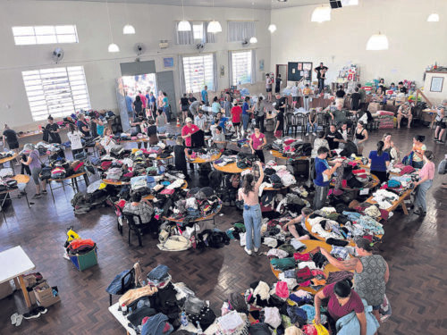 Em meio à catástrofe, portas abertas nas igrejas e muitas mãos estendidas - Jornal O São Paulo