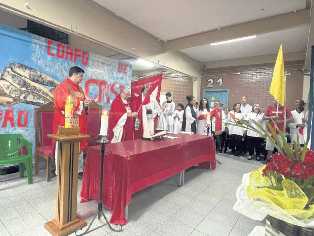 No Belém, Dom Cícero preside Crismas e festas patronais em paróquias - Jornal O São Paulo