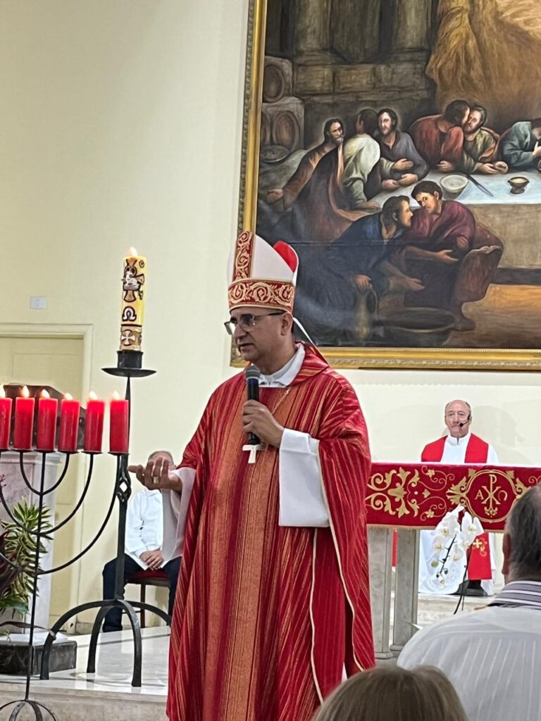 Dom Rogério preside missas e participa de encontros na Sé - Jornal O São Paulo