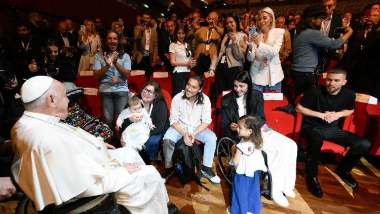 Papa Francisco: filhos que nascem são esperança em um mundo egoísta - Jornal O São Paulo