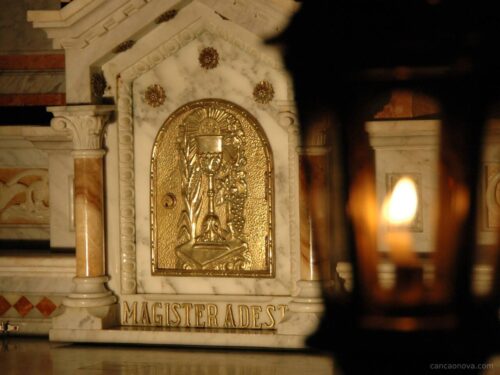 Onde deve ser instalado o sacrário de uma igreja? - Jornal O São Paulo