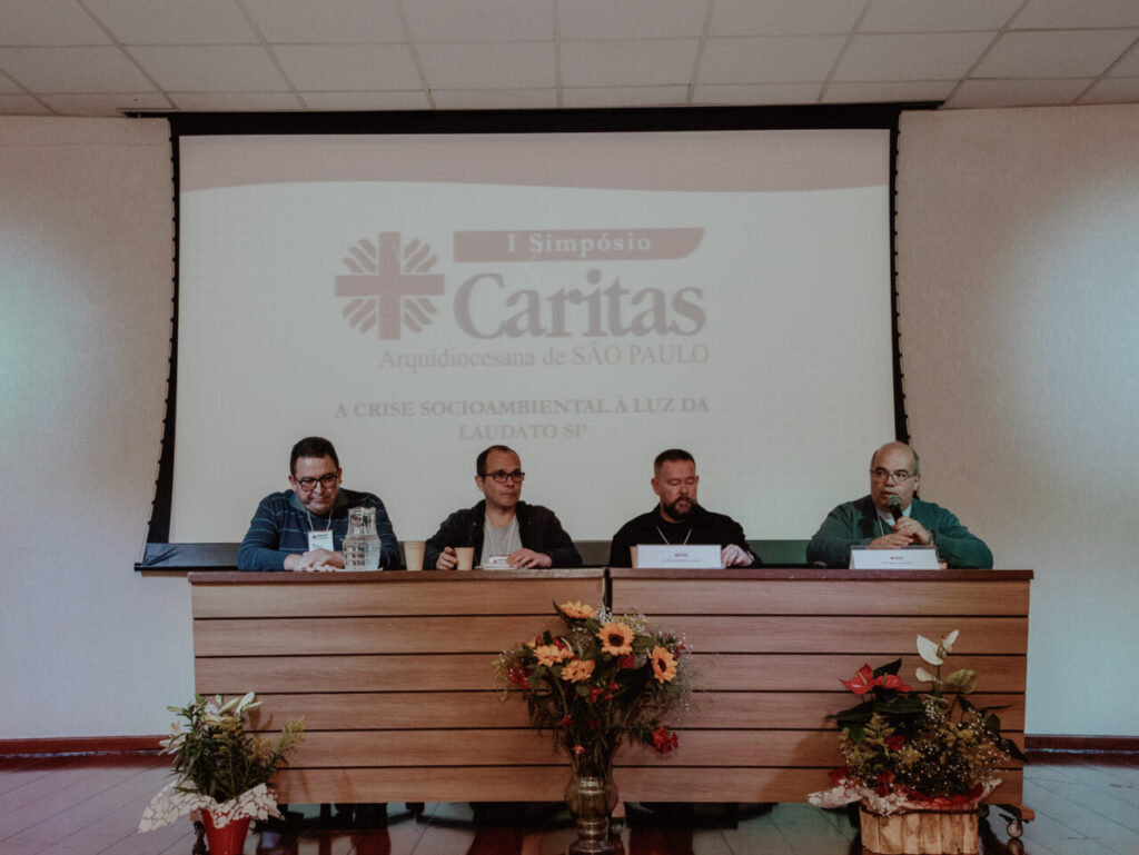 No simpósio da CASP, reflexões sobre como ‘ver’ e ‘iluminar’ a realidade socioambiental - Jornal O São Paulo