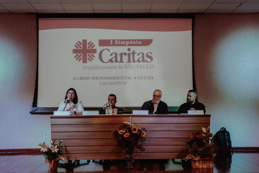 No simpósio da CASP, reflexões sobre como ‘ver’ e ‘iluminar’ a realidade socioambiental - Jornal O São Paulo