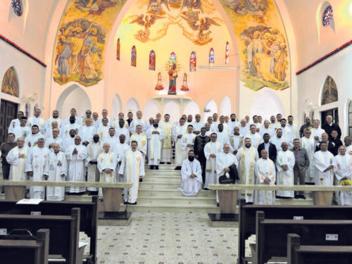 Clero, fiéis e bispo dão testemunho de fé em celebrações na Região Belém - Jornal O São Paulo