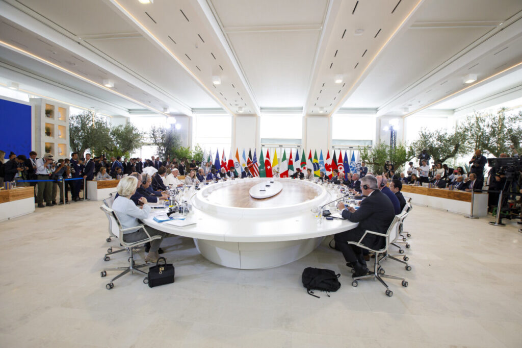 Papa ao G7: a humanidade não tem esperança se depender da escolha das máquinas - Jornal O São Paulo