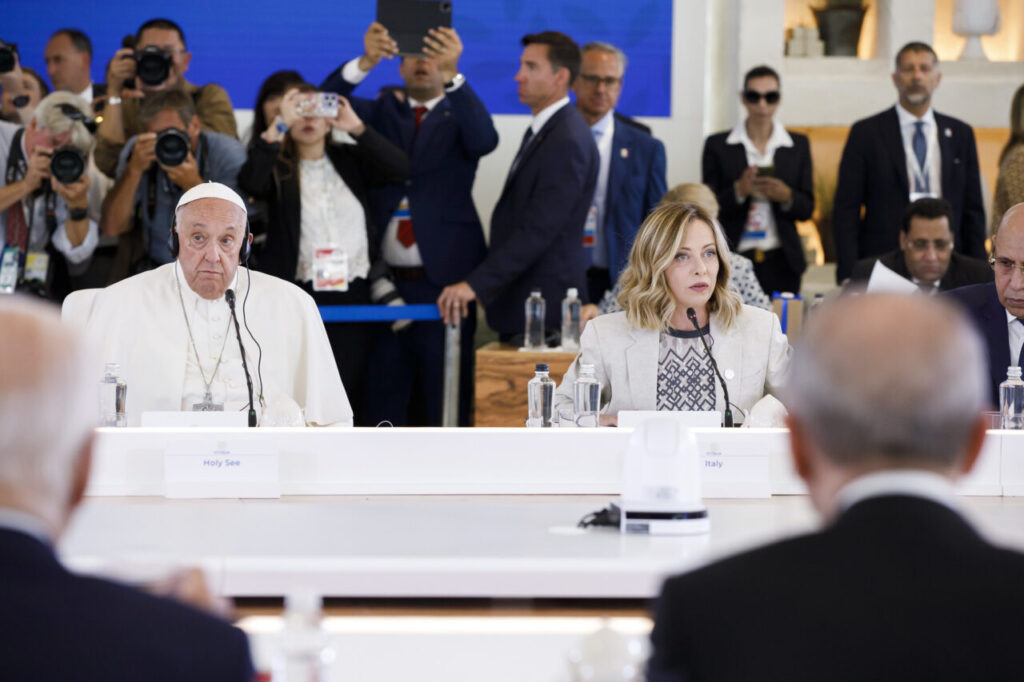 Papa ao G7: a humanidade não tem esperança se depender da escolha das máquinas - Jornal O São Paulo