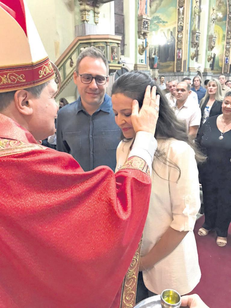 Dom Ângelo preside missas com Crismas em paróquias no Ipiranga - Jornal O São Paulo