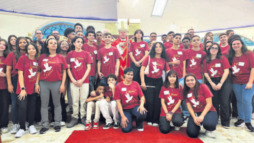 Dom Jorge Pierozan crisma jovens e adultos em paróquias de Santana - Jornal O São Paulo