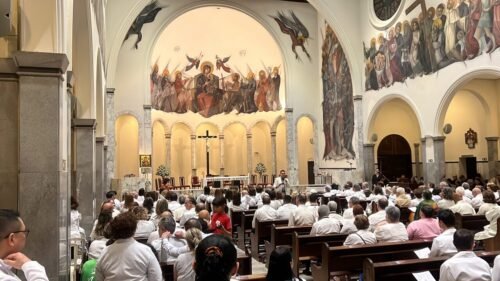 Múltiplas atividades mobilizam clérigos e leigos na Região Sé - Jornal O São Paulo