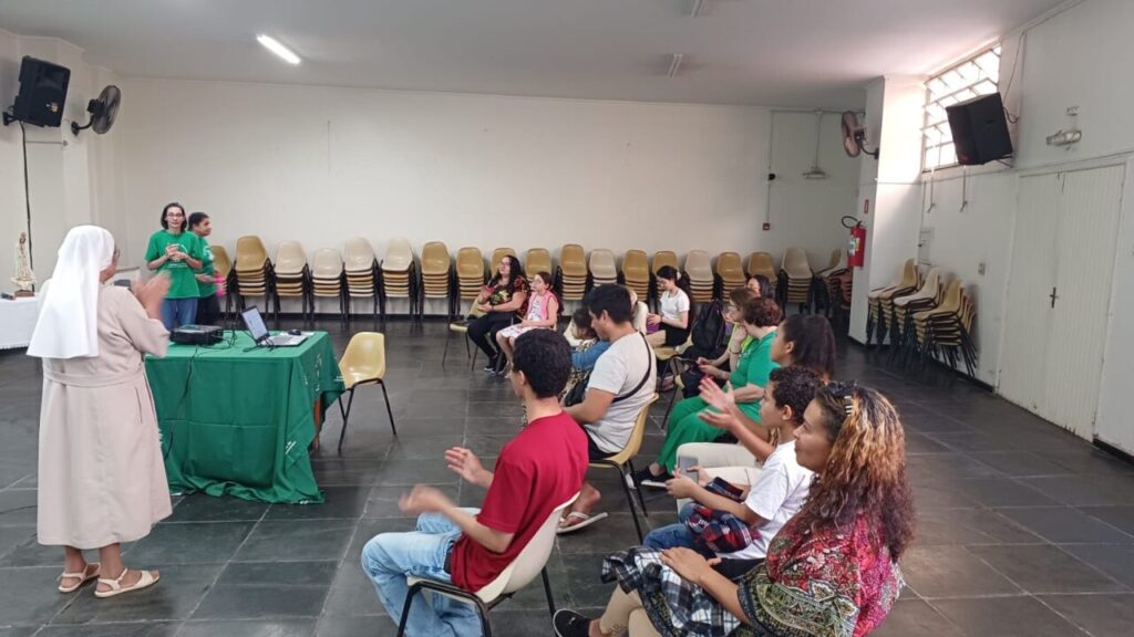 Múltiplas atividades mobilizam clérigos e leigos na Região Sé - Jornal O São Paulo