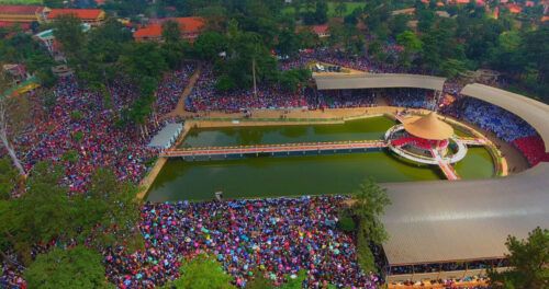 Uganda: Milhões de peregrinos participam da celebração dos mártires nacionais - Jornal O São Paulo