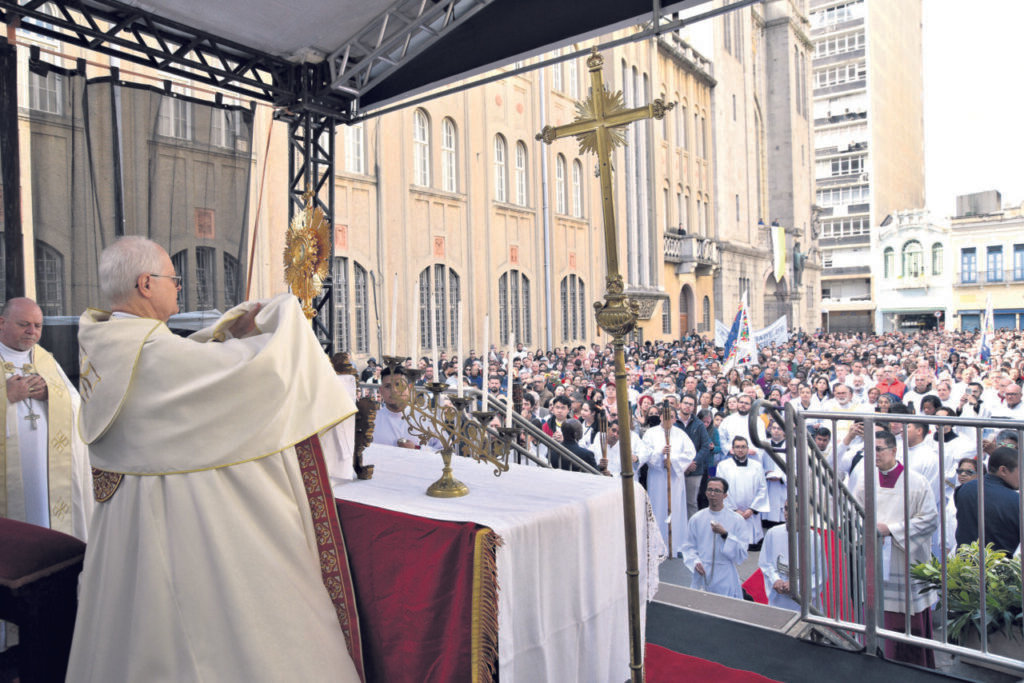 Em todo o Brasil, o testemunho público de amor a Jesus eucarístico - Jornal O São Paulo